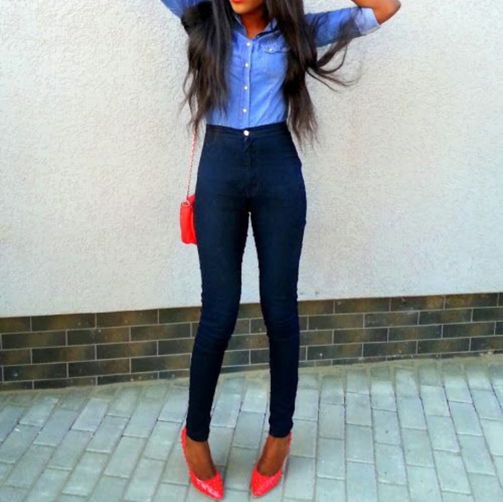 Just Black High Waisted dark blue jeand